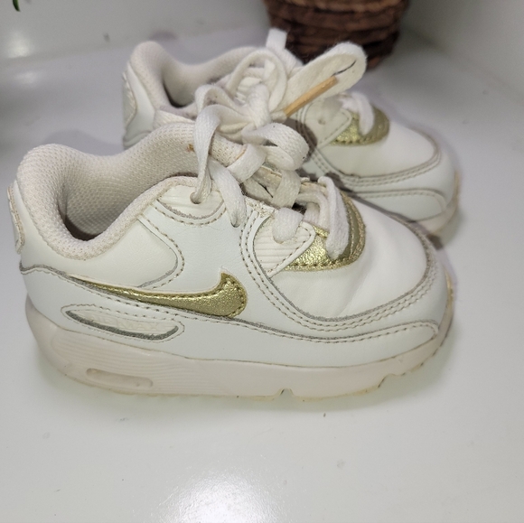 INFANT NIKE AIR MAX 90 LTR WHITE GOLD TRAINERS Size 5C - Picture 1 of 5